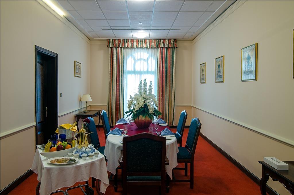 Cassells Ghantoot Hotel & Resort Szoba fotó